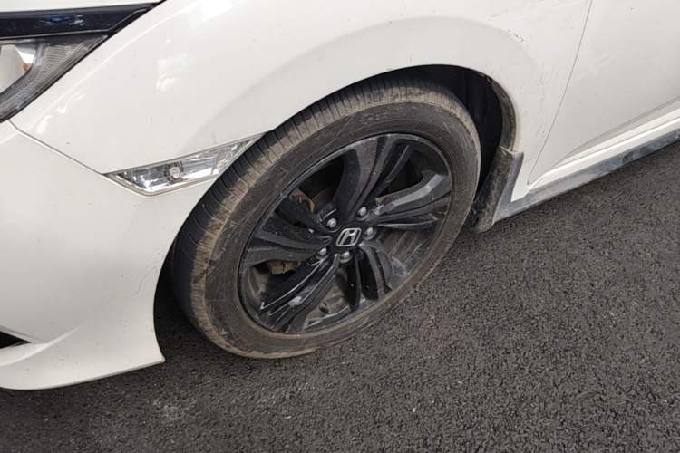 Used Honda Civic 2019 220TURBO CVT Dynamic Edition China VI Emission Standard Left Front Wheel Hub