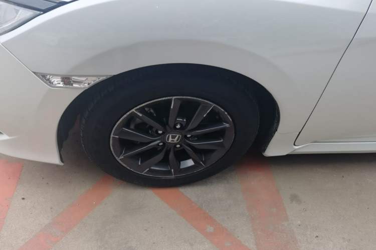 Used Honda Civic 2019 220TURBO CVT Dynamic Edition China VI Left Front Wheel Hub