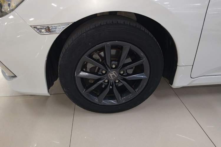Used Honda Civic 2019 220TURBO CVT Dynamic Edition China VI Left Front Wheel Hub