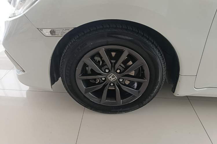 Used Honda Civic 2019 220TURBO CVT Dynamic Edition China VI Left Front Wheel Hub