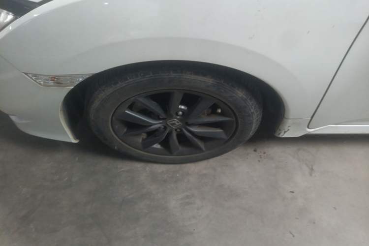 Used Honda Civic 2019 220TURBO CVT Dynamic Edition China VI Left Front Wheel Hub