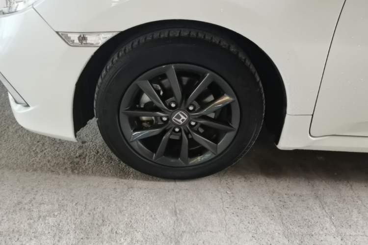 Used Honda Civic 2019 220TURBO CVT Dynamic Edition China VI Left Front Wheel Hub
