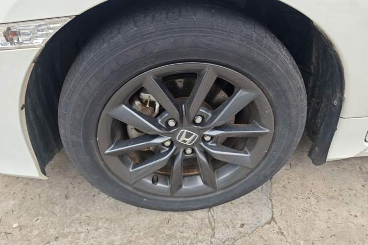 Used Honda Civic 2019 220TURBO CVT Dynamic Edition China V Left Front Wheel Hub