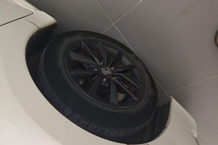 Used Honda Civic 2019 180TURBO CVT Shangqing Edition China V Left Front Wheel Hub