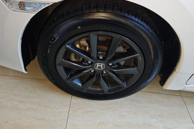 Used Honda Civic 2019 220TURBO CVT Dynamic Edition China VI Left Front Wheel Hub