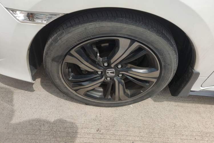 Used Honda Civic 2019 220TURBO CVT Dynamic Edition China VI Emission Standard Left Front Wheel Hub