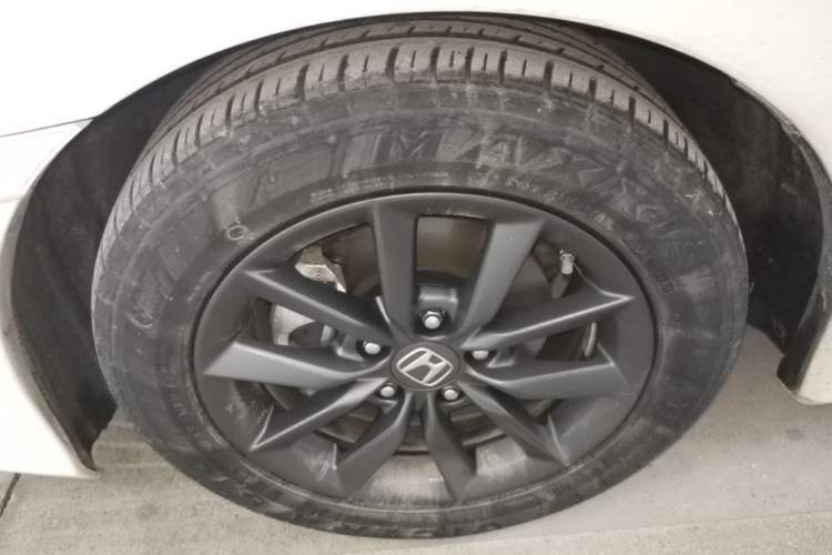Used Honda Civic 2019 220TURBO CVT Dynamic Edition China VI Left Front Wheel Hub