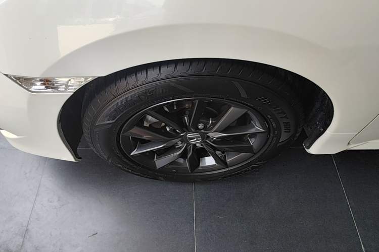 Used Honda Civic 2019 220TURBO CVT Dynamic Edition China VI Left Front Wheel Hub