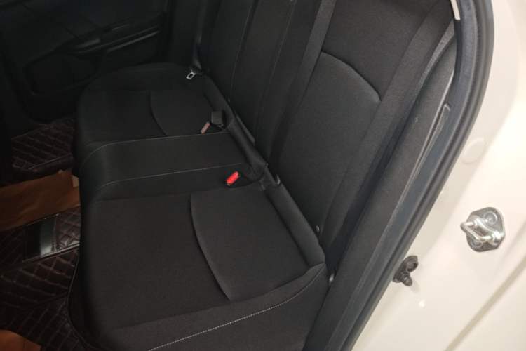 Used Honda Civic 2019 220TURBO CVT Dynamic Edition China VI Left Rear Seat