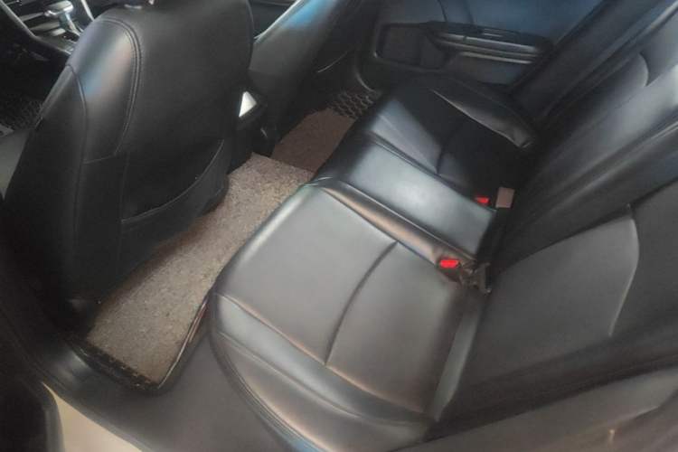 Used Honda Civic 2019 220TURBO CVT Dynamic Edition China VI Left Rear Seat