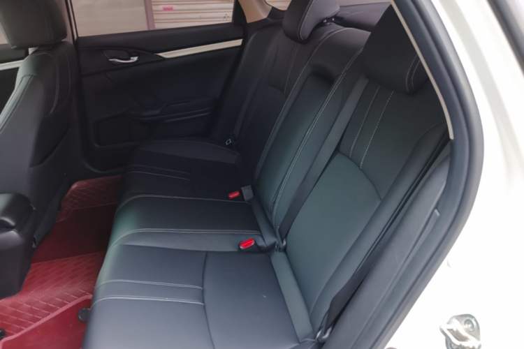 Used Honda Civic 2019 220TURBO CVT Dynamic Edition China VI Left Rear Seat