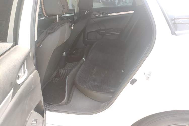 Used Honda Civic 2019 220TURBO CVT Dynamic Edition China VI Left Rear Seat
