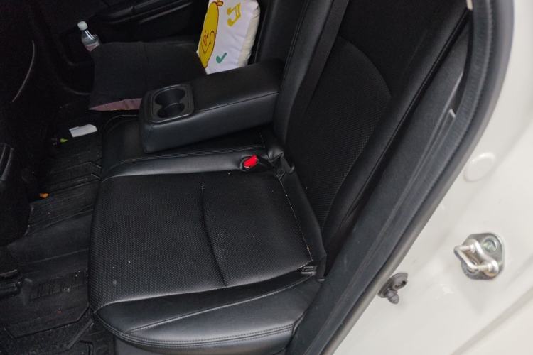 Used Honda Civic 2019 220TURBO CVT Dynamic Edition China VI Left Rear Seat