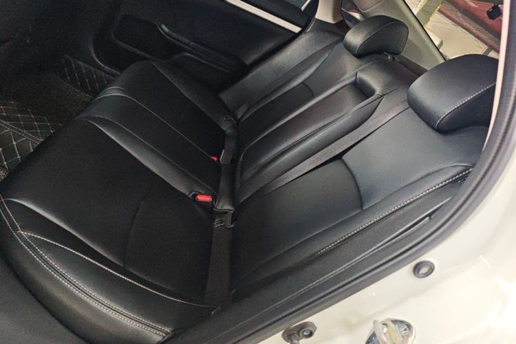 Used Honda Civic 2019 220TURBO CVT Dynamic Edition China VI Left Rear Seat