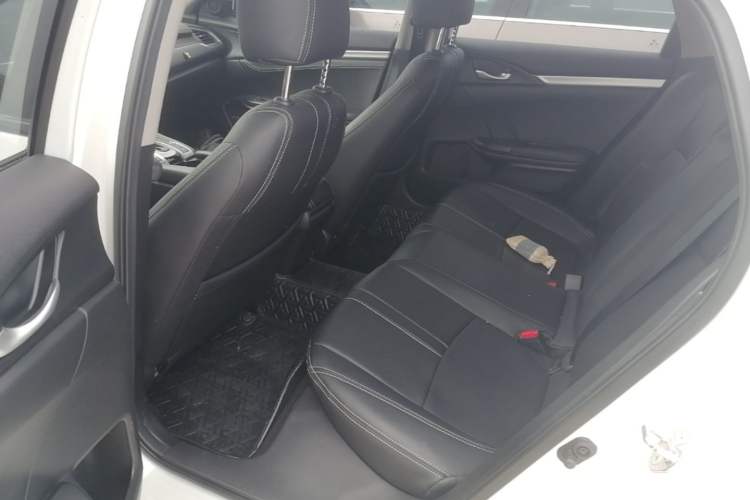 Used Honda Civic 2019 220TURBO CVT Dynamic Edition China VI Left Rear Seat