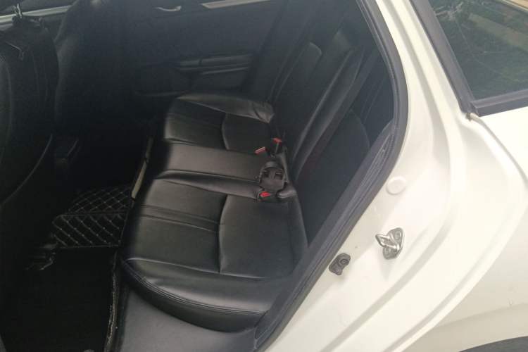 Used Honda Civic 2019 220TURBO CVT Dynamic Edition China VI Left Rear Seat