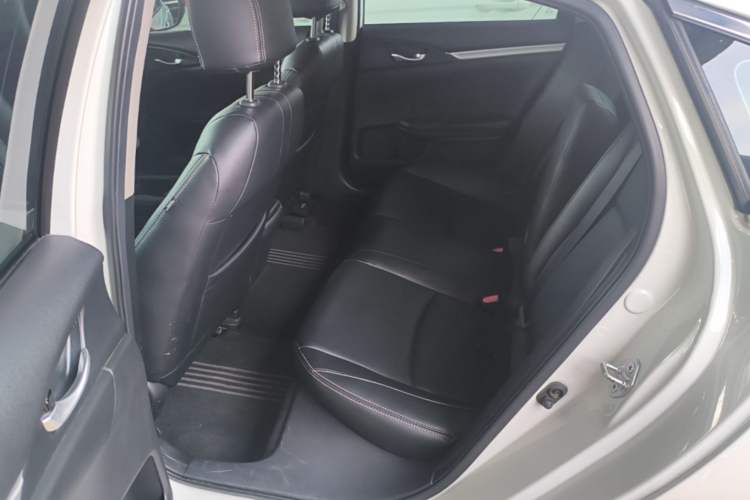 Used Honda Civic 2019 220TURBO CVT Dynamic Edition China VI Left Rear Seat
