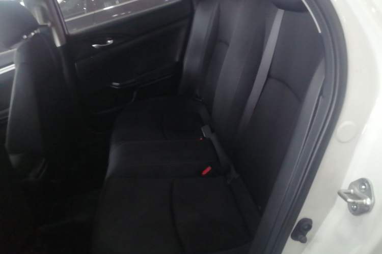 Used Honda Civic 2019 180TURBO CVT Shangdong Edition China VI Left Rear Seat