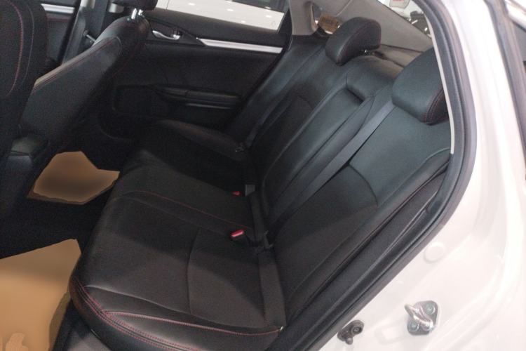 Used Honda Civic 2019 220TURBO CVT Dynamic Edition China VI Left Rear Seat