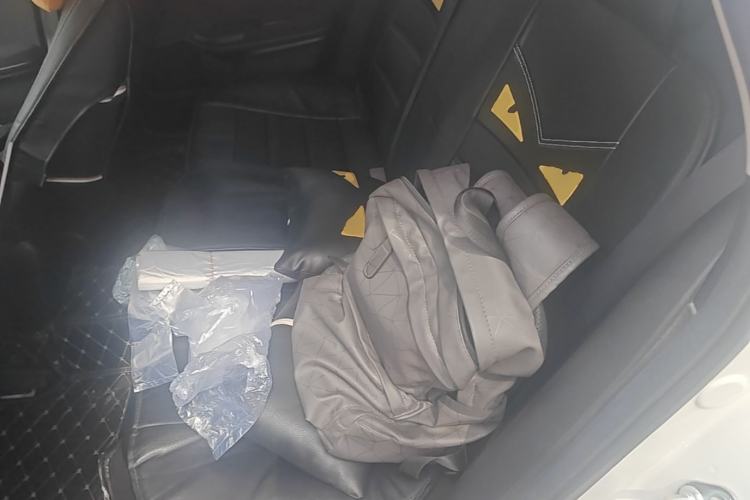 Used Honda Civic 2019 220TURBO CVT Dynamic Edition China VI Emission Standard Left Rear Seat