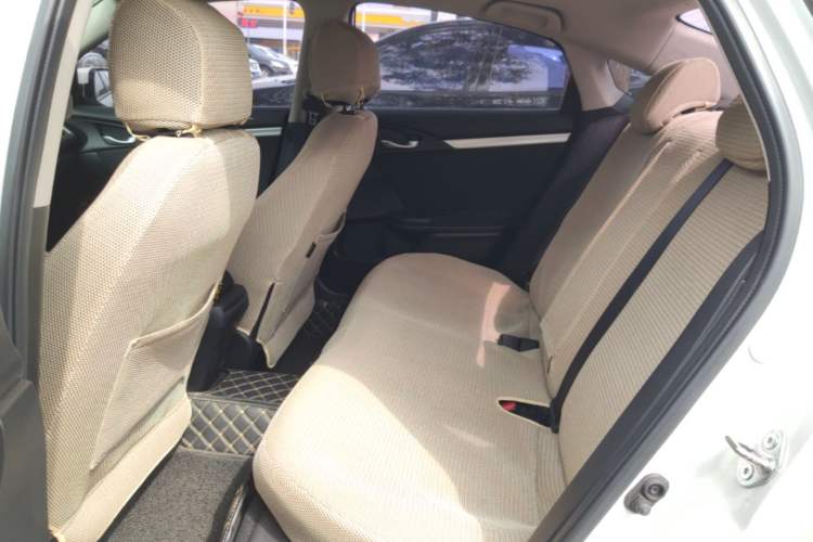 Used Honda Civic 2019 220TURBO CVT Dynamic Edition China V Emission Standard Left Rear Seat