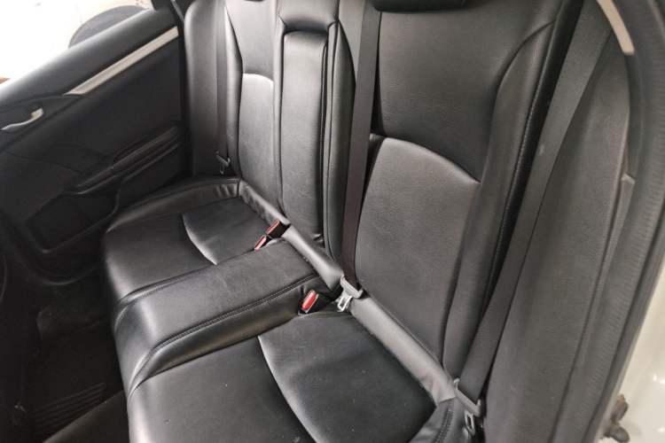 Used Honda Civic 2019 220TURBO CVT Dynamic Edition China VI Left Rear Seat