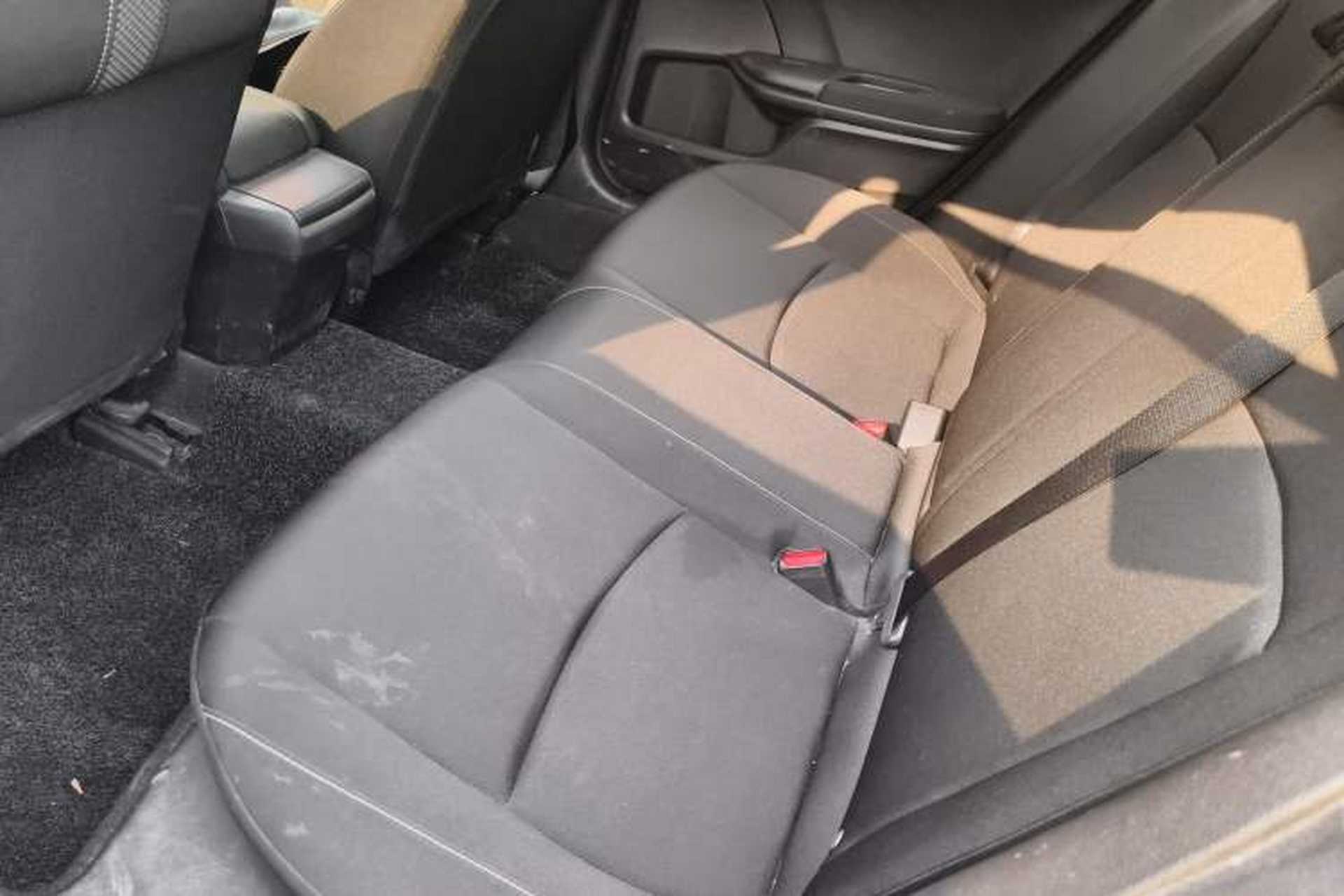 Used Honda Civic 2019 220TURBO CVT Dynamic Edition China VI Left Rear Seat