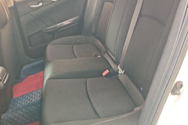 Used Honda Civic 2019 220TURBO CVT Dynamic Edition China VI Left Rear Seat