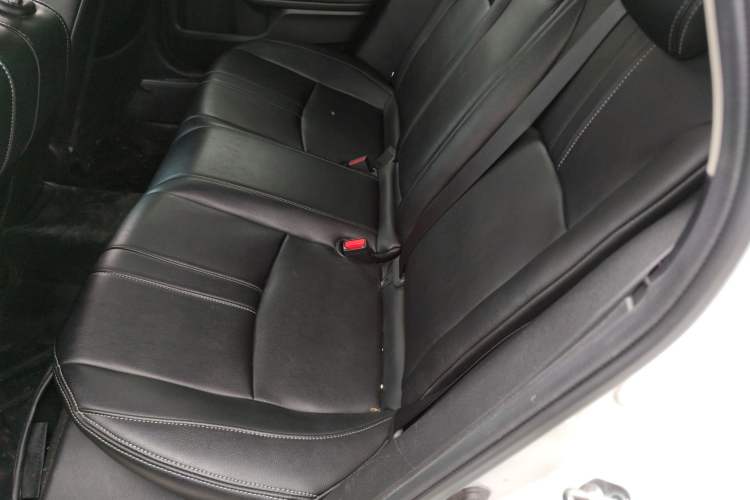 Used Honda Civic 2019 220TURBO CVT Dynamic Edition China VI Left Rear Seat