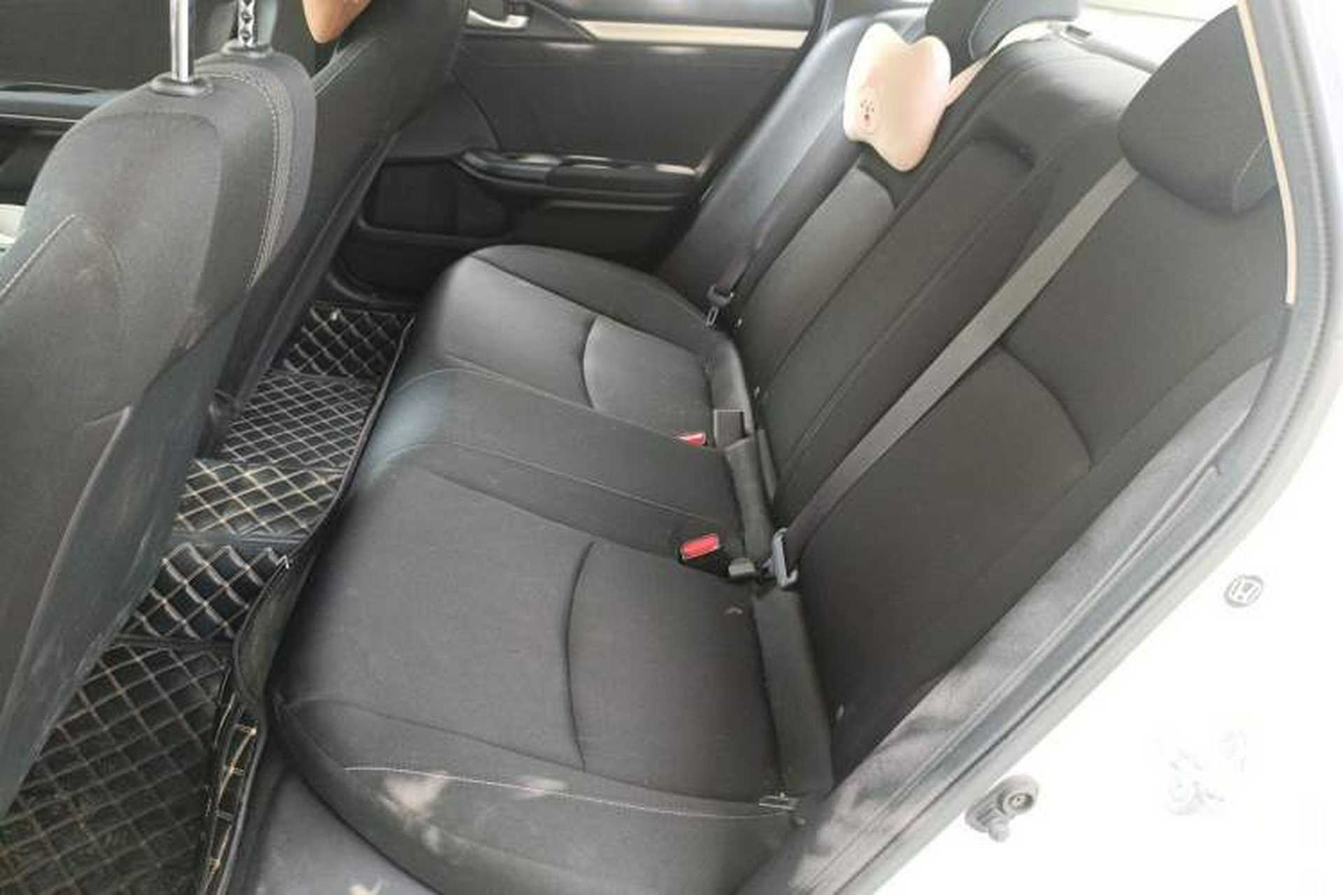 Used Honda Civic 2019 220TURBO CVT Dynamic Edition China VI Emission Standard Left Rear Seat