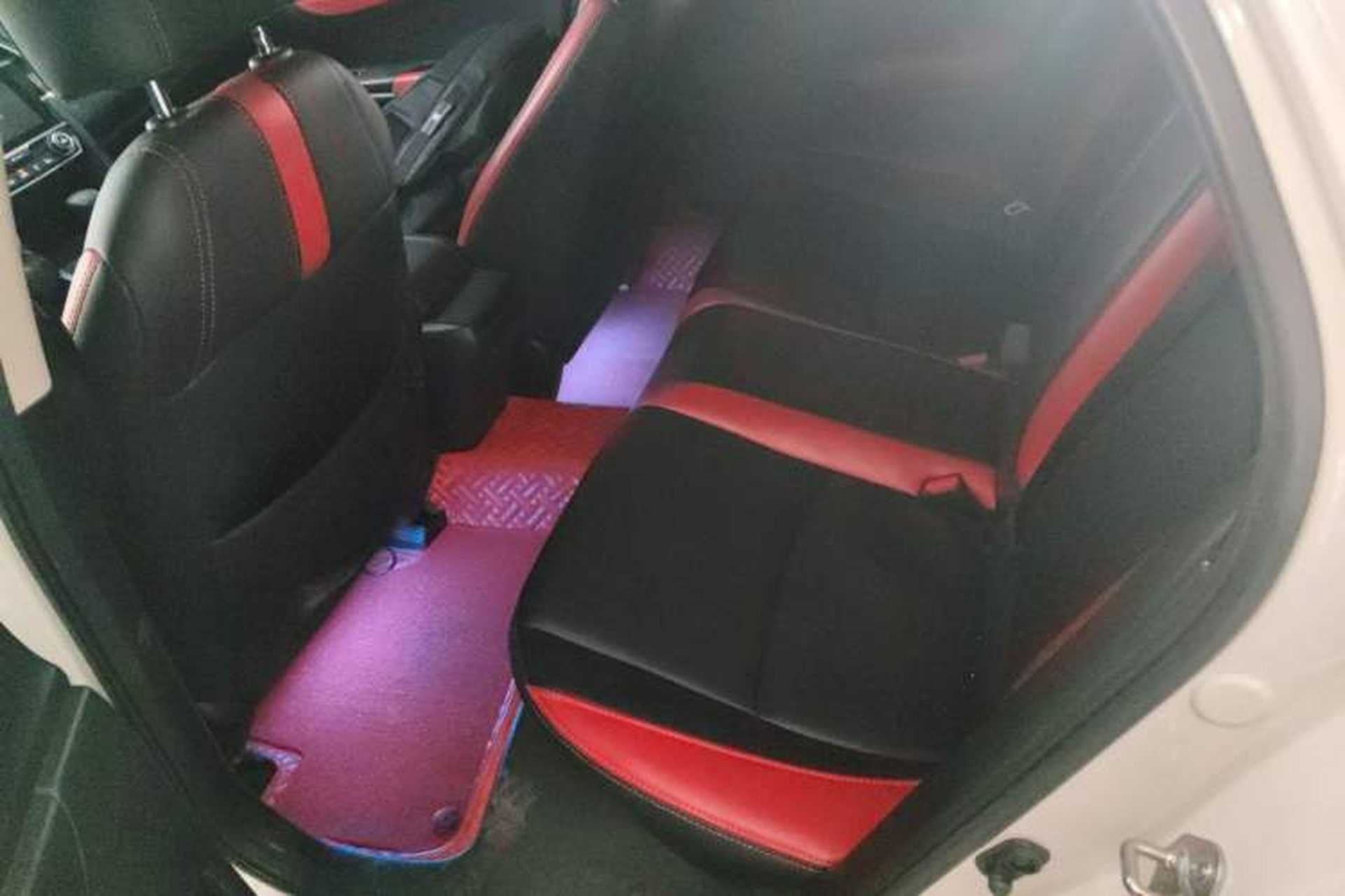 Used Honda Civic 2019 220TURBO CVT Dynamic Edition China VI Left Rear Seat