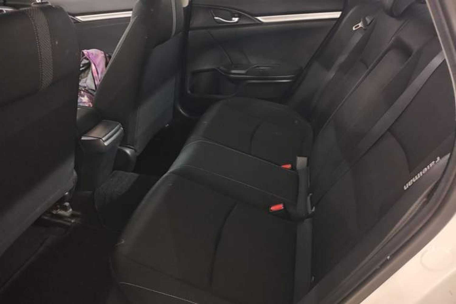 Used Honda Civic 2019 220TURBO CVT Dynamic Edition China VI Left Rear Seat