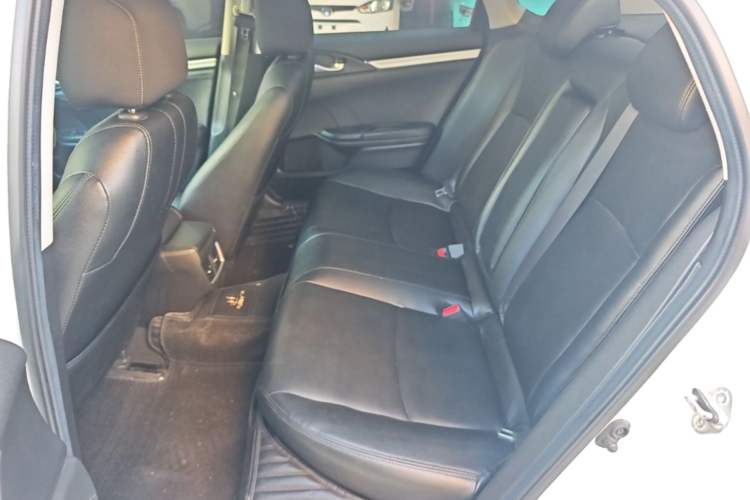 Used Honda Civic 2019 220TURBO CVT Dynamic Edition China VI Left Rear Seat