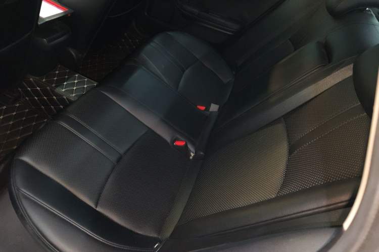 Used Honda Civic 2019 220TURBO CVT Dynamic Edition China VI Left Rear Seat