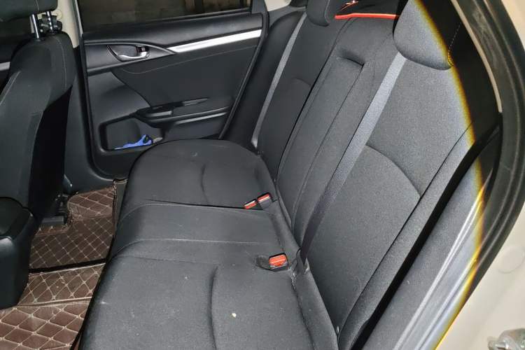 Used Honda Civic 2019 220TURBO CVT Dynamic Edition China V Left Rear Seat