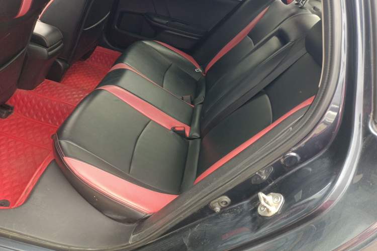 Used Honda Civic 2019 220TURBO CVT Dynamic Edition China VI Left Rear Seat