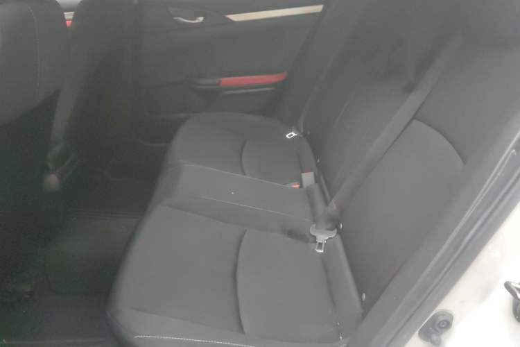 Used Honda Civic 2019 220TURBO CVT Dynamic Edition China VI Left Rear Seat