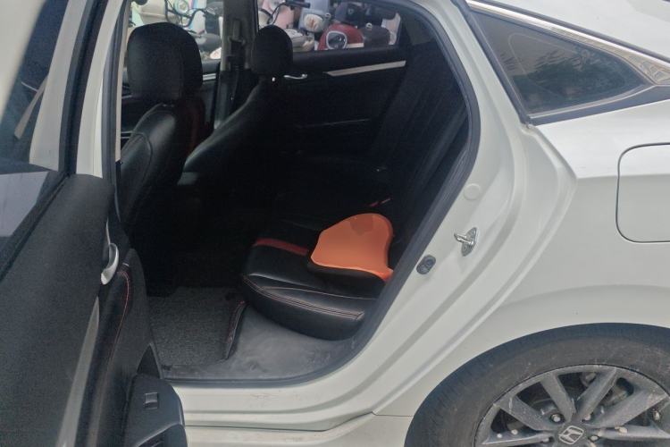 Used Honda Civic 2019 220TURBO CVT Dynamic Edition China VI Left Rear Seat
