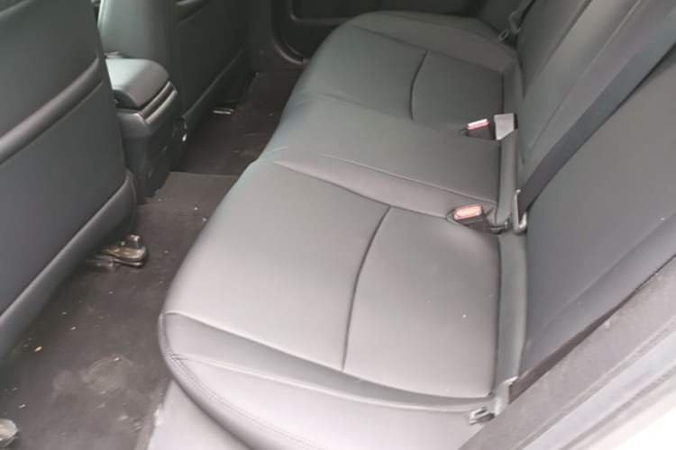 Used Honda Civic 2019 220TURBO CVT Power Edition China VI Emission Standard Left Rear Seat