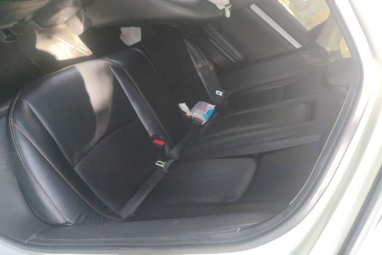 Used Honda Civic 2019 220TURBO CVT Dynamic Edition China VI Left Rear Seat
