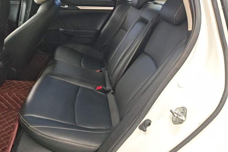 Used Honda Civic 2019 220TURBO CVT Dynamic Edition China VI Left Rear Seat