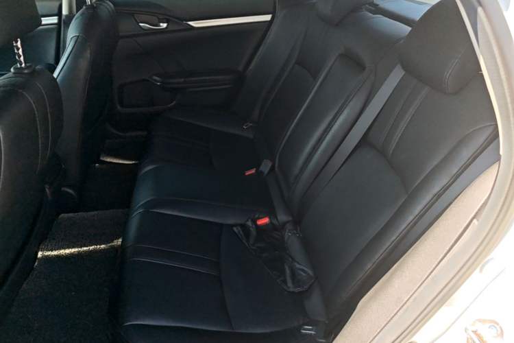 Used Honda Civic 2019 220TURBO CVT Dynamic Edition China VI Left Rear Seat
