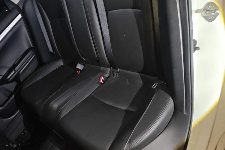 Used Honda Civic 2019 220TURBO CVT Dynamic Edition China VI Left Rear Seat