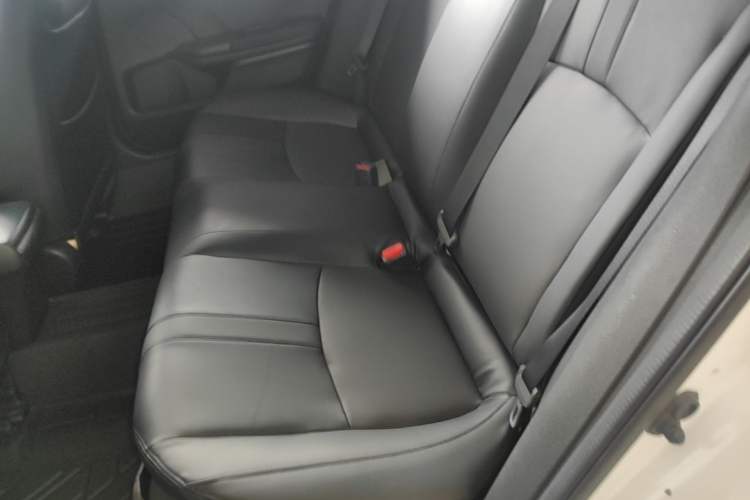 Used Honda Civic 2019 180TURBO CVT Shangyue Edition China V Emission Standard Left Rear Seat