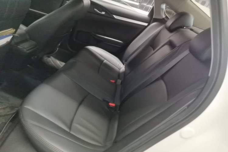 Used Honda Civic 2019 220TURBO CVT Dynamic Edition China VI Left Rear Seat