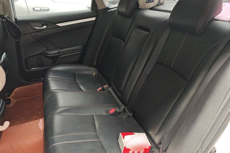 Used Honda Civic 2019 220TURBO CVT Dynamic Edition China V Emission Standard Left Rear Seat