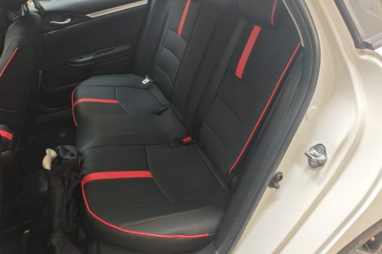 Used Honda Civic 2019 220TURBO CVT Dynamic Edition China VI Left Rear Seat