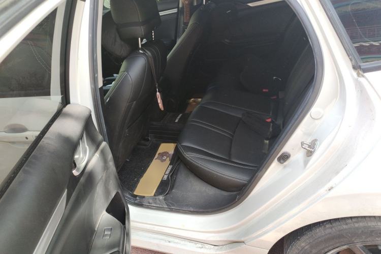 Used Honda Civic 2019 220TURBO CVT Dynamic Edition China VI Left Rear Seat
