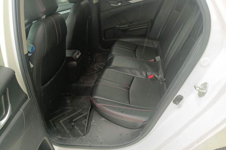 Used Honda Civic 2019 220TURBO CVT Dynamic Edition China VI Left Rear Seat