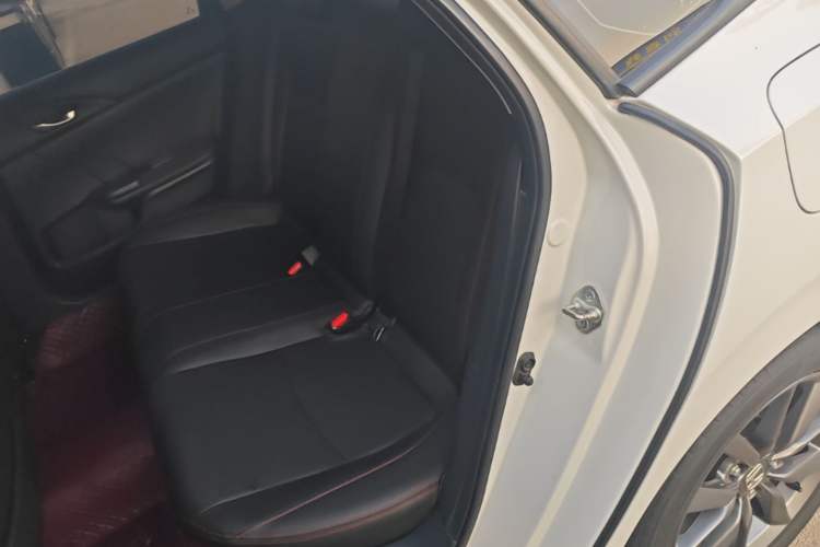 Used Honda Civic 2019 180TURBO CVT Shangdong Edition China VI Left Rear Seat